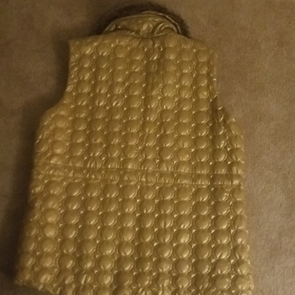 Puffer vest with faux fur colar - Picture 3 of 5
